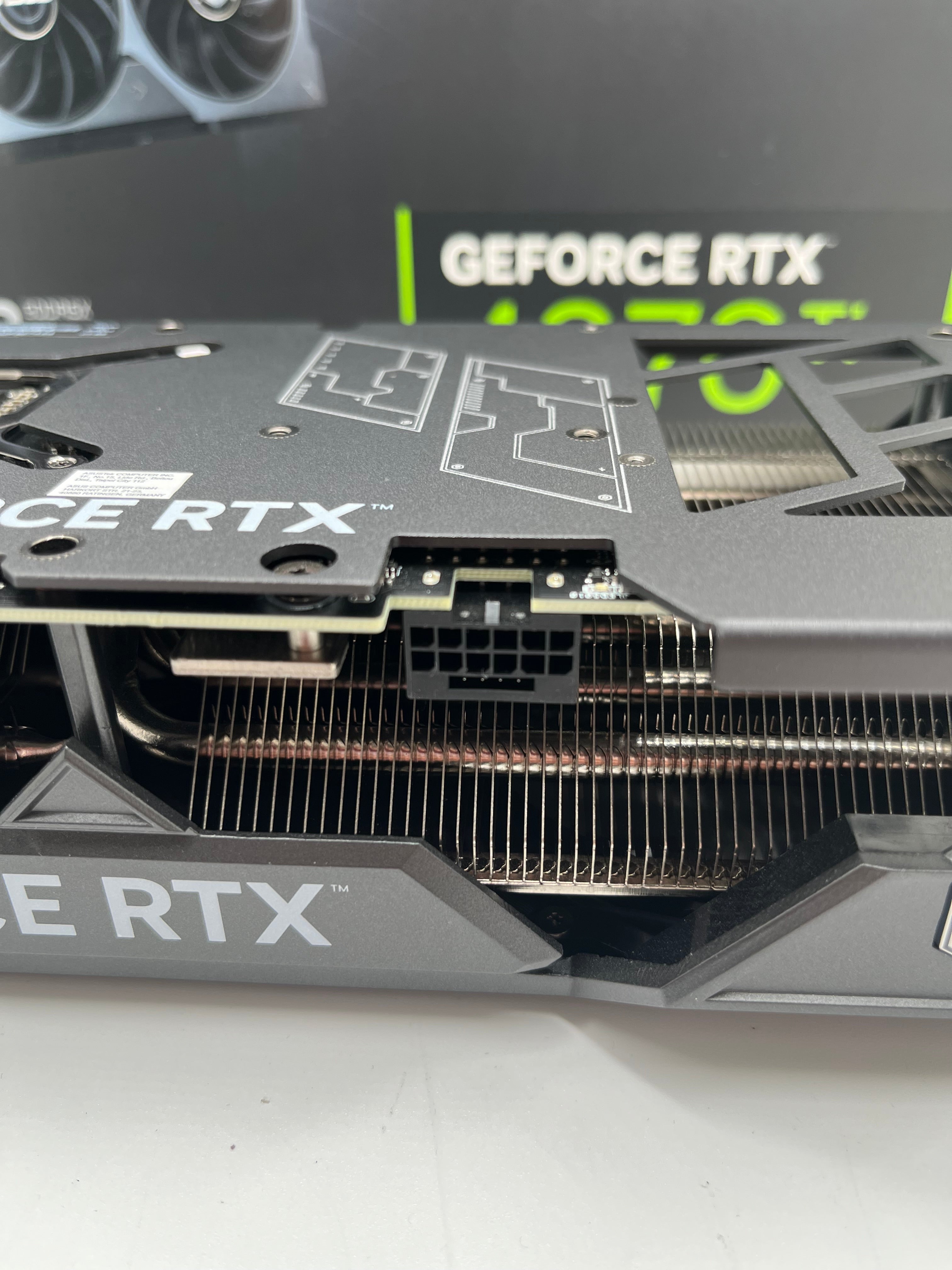 ASUS Nvidia GeForce RTX 4070 Ti Tuf 12GB GDDR6X - A - Premium Edition