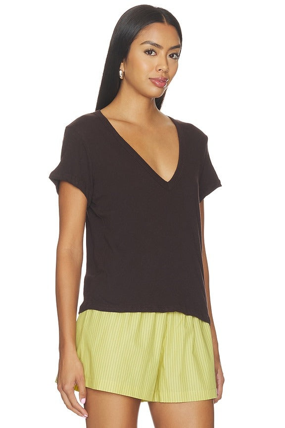 Laura V Neck Tee in Chocolate
