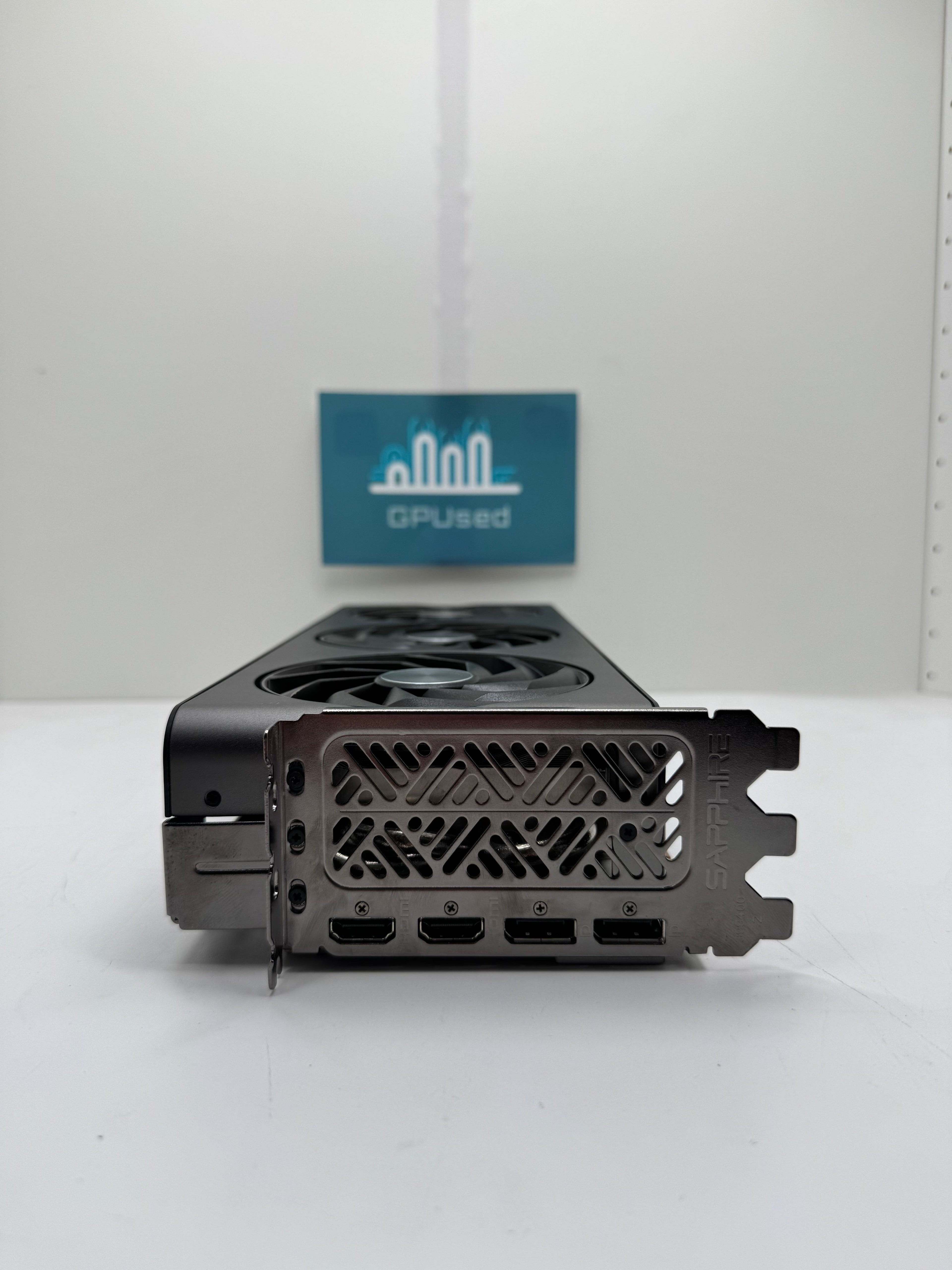 Sapphire AMD Radeon RX 7900 GRE Nitro+ 16GB GDDR6 - A - Premium Edition