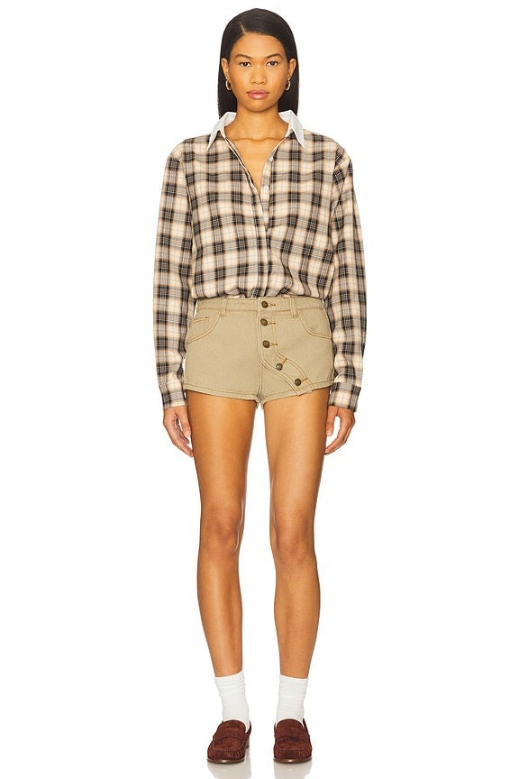 Sundrenched Short in Stone