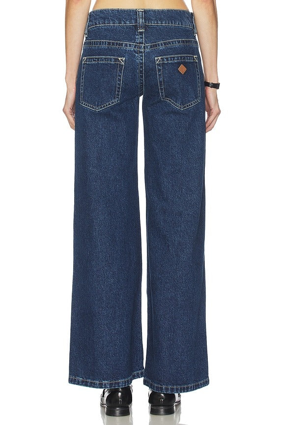 00 Wide Jeans in Tara