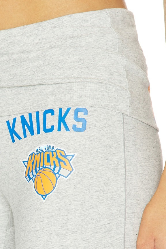 Knicks Foldover Pant in Heather Grey