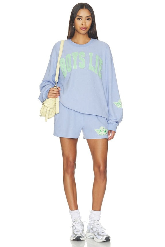 Razzle Dazzle V4 Basic Short in Lilac
