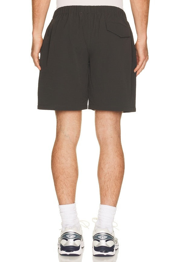 Seersucker Spa Short in Black