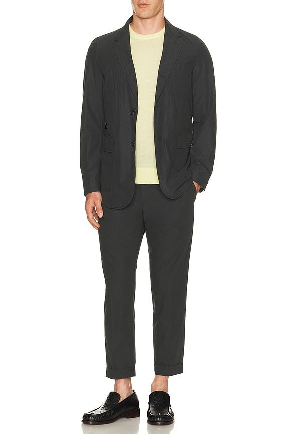 1 Pleat Travel Pants in Charcoal