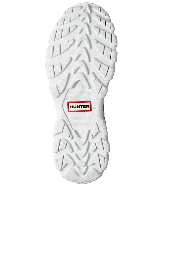 Sara Sneaker in Grey
