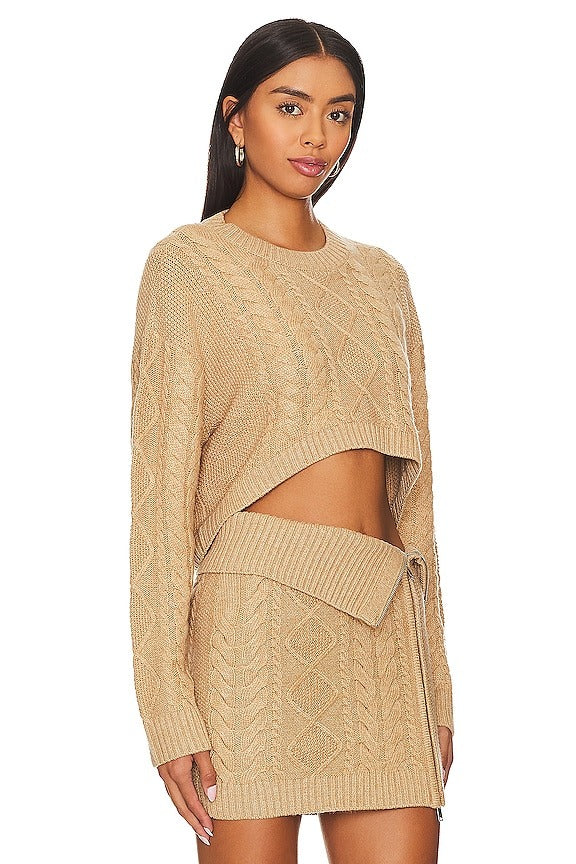 Carmen Cropped Cable Crew in Beige