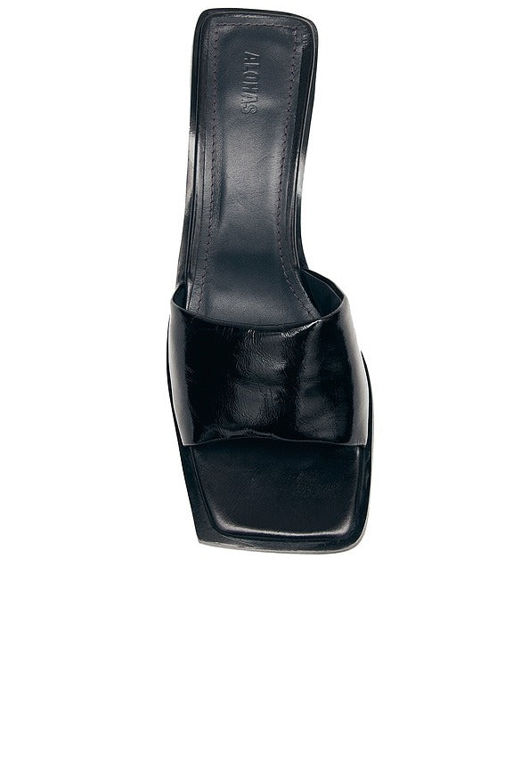 Kia Sandal in Onix Black