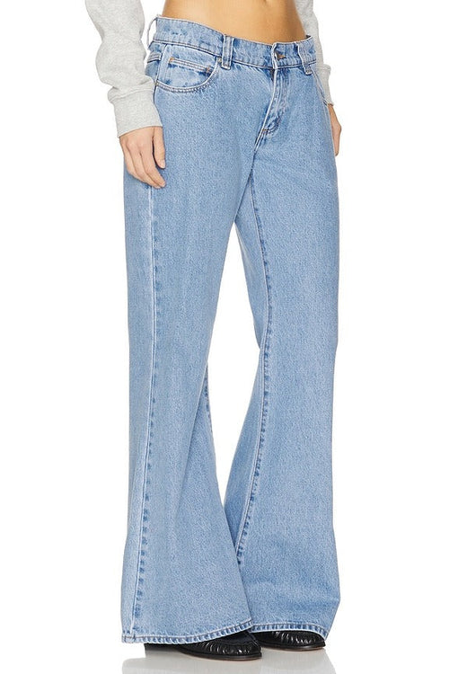 00 Baggy Flare Jeans in Gigi