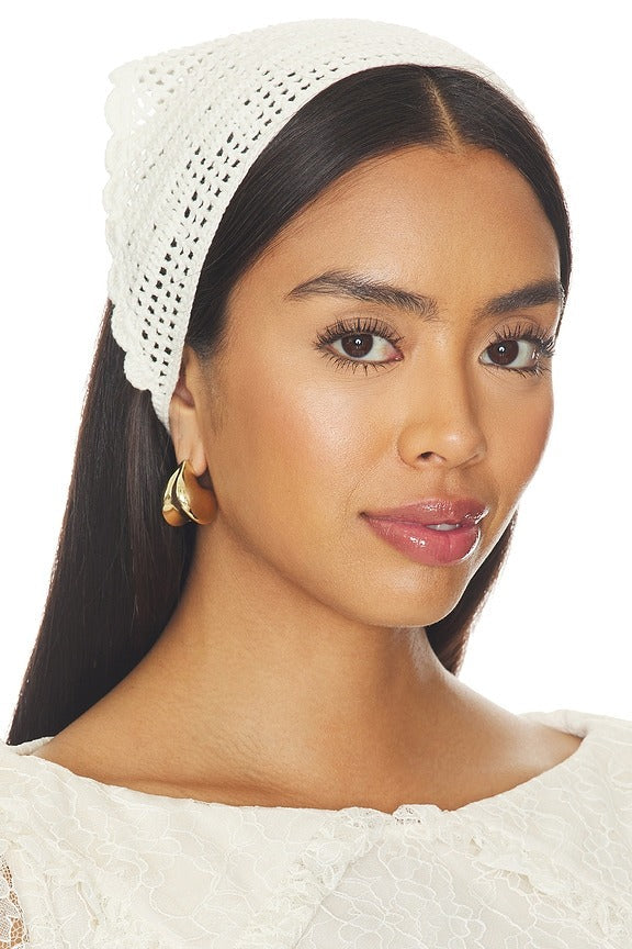 Triangle Bandana in Ivory Rose