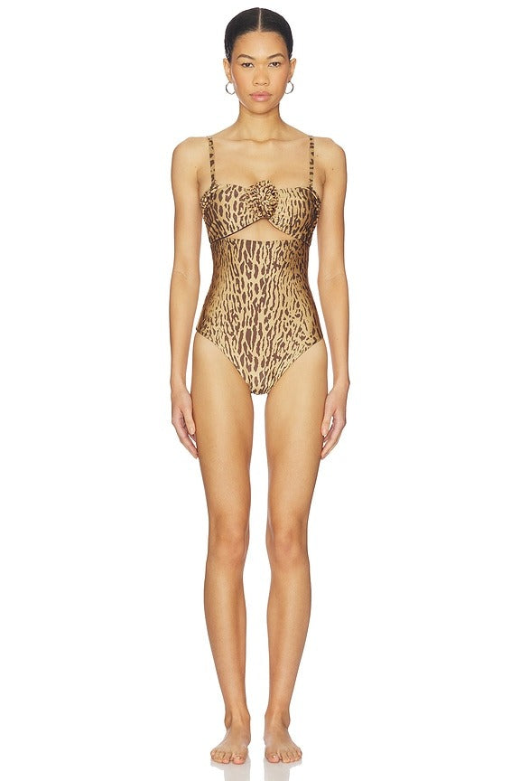 Love One Piece in Luxor Skin