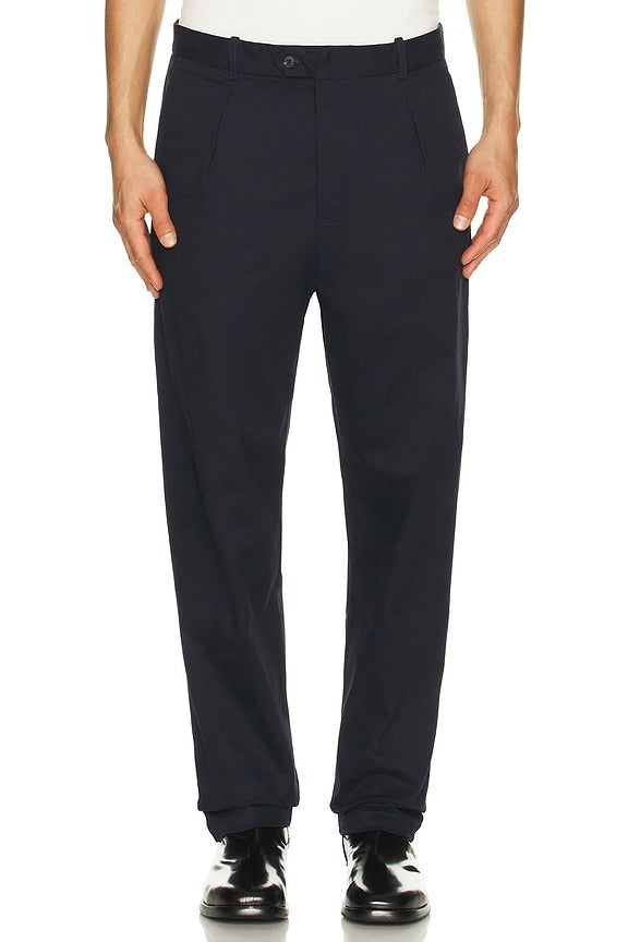 Canvas Pleated Chino in Navy
