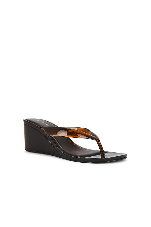 Gigabyte Sandal in Brown