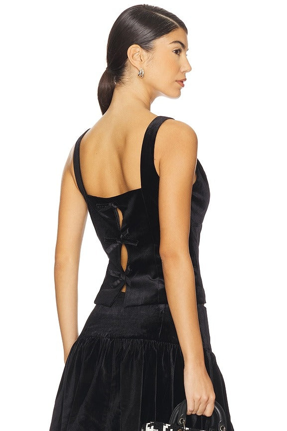 Jinnie Top in Black