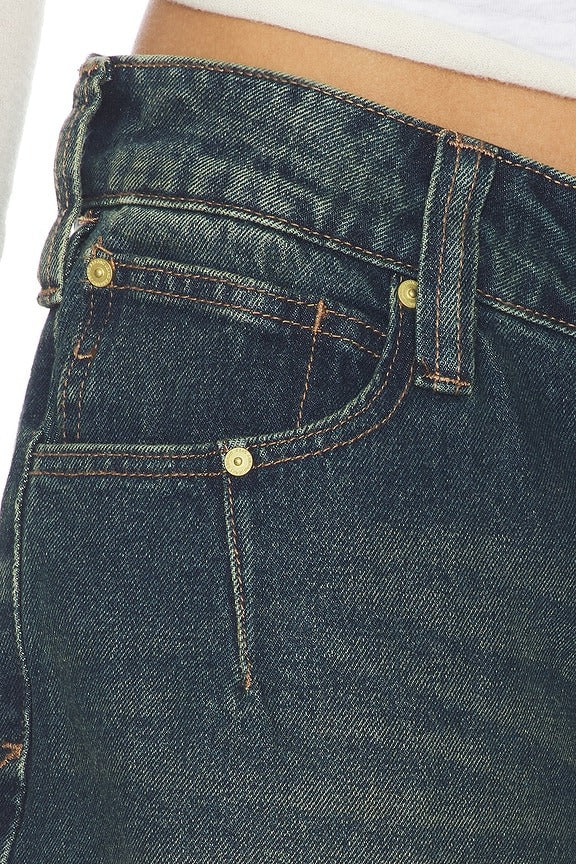 00 Baggy Jort Shorts in Riley