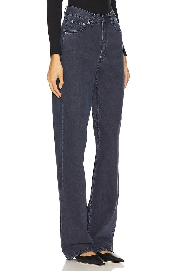 Echo Straight Leg Jeans in Washed Navy