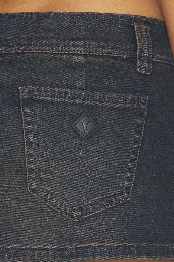 00 Mini Skirt in Bowie
